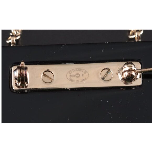 Chanel 2019 Resin CC Purse Brooch Pin - Picture 3 of 3